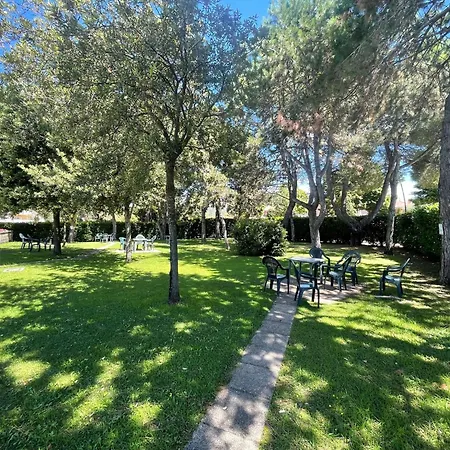 Relaxing Flat For 5 In A Modern * Bibione