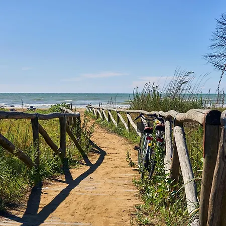 Relaxing Flat For 5 In A Modern * Bibione